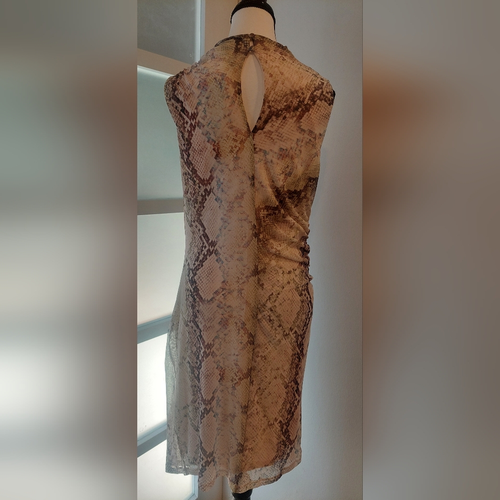 Guess Long Sleeve Brown and Tan Dress - Picture 4 of 6